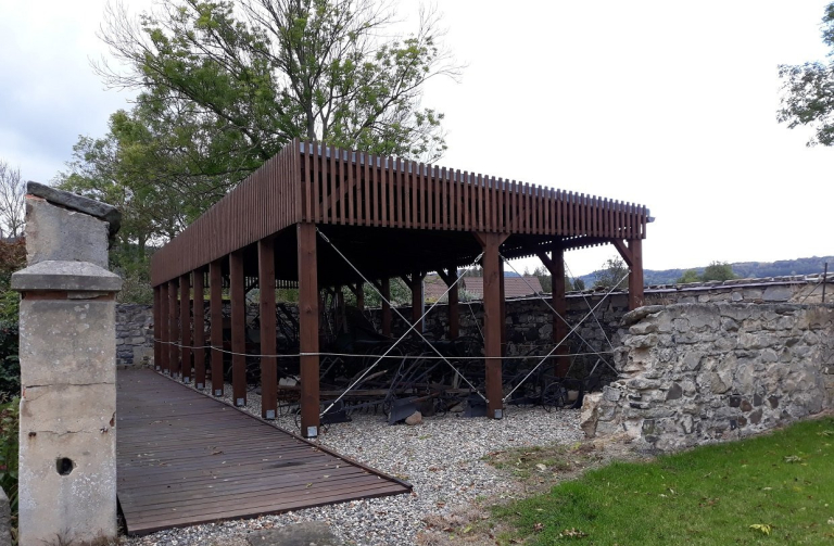 Nový přístřešek